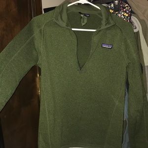 Patagonia half zip fleece